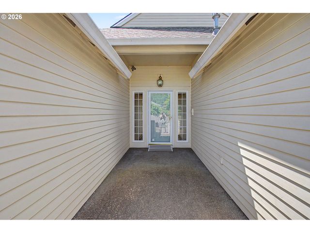 15803 Se 27TH Cir, Vancouver, WA 98683