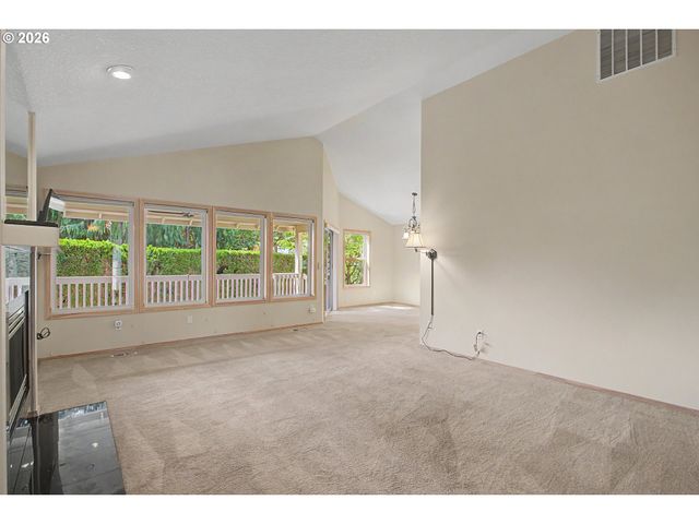 15803 Se 27TH Cir, Vancouver, WA 98683