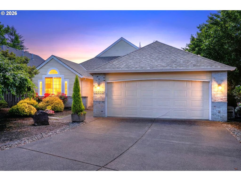 15803 Se 27TH Cir, Vancouver, WA 98683