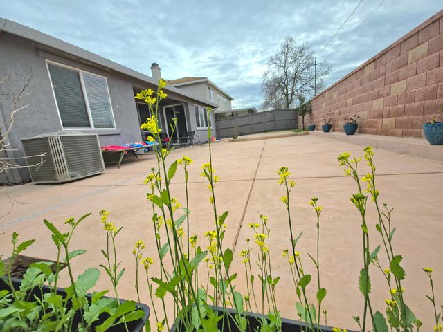 11724 Brook Valley Way, Rancho Cordova, CA 95742