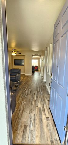 11724 Brook Valley Way, Rancho Cordova, CA 95742