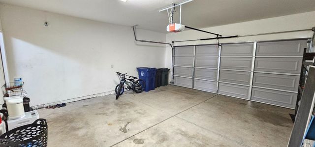 11724 Brook Valley Way, Rancho Cordova, CA 95742