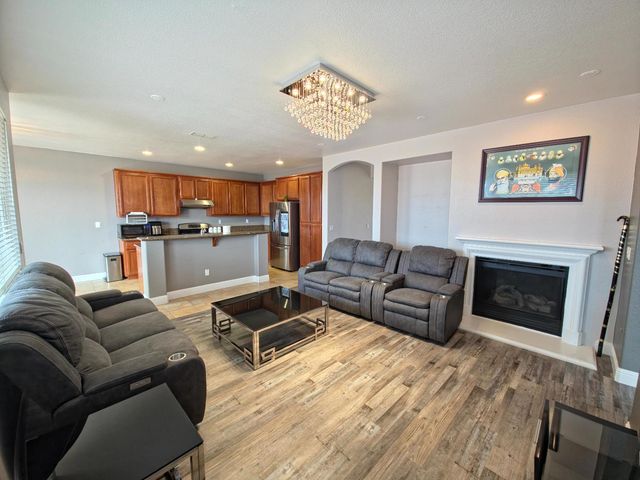 11724 Brook Valley Way, Rancho Cordova, CA 95742