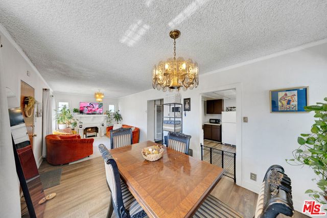 2623 Obama Boulevard, Los Angeles, CA 90018