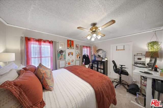 2623 Obama Boulevard, Los Angeles, CA 90018