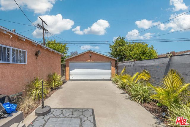 2623 Obama Boulevard, Los Angeles, CA 90018