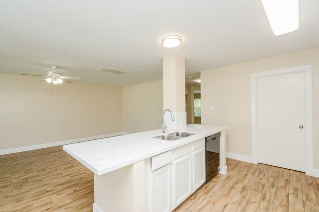1505 Nichole Woods Drive, Houston, TX 77047