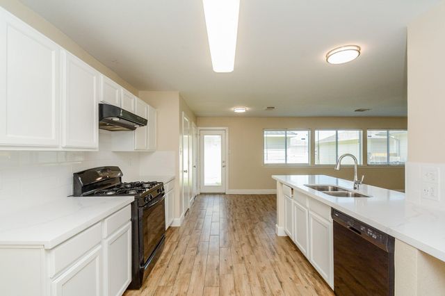 1505 Nichole Woods Drive, Houston, TX 77047