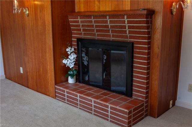 192 Emmaus RD, Poquoson, VA 23662