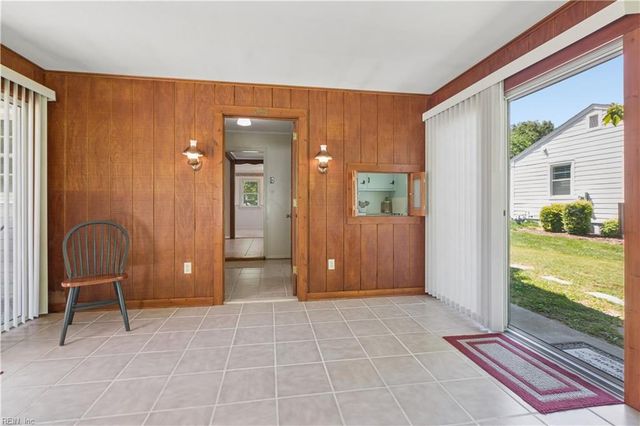 192 Emmaus RD, Poquoson, VA 23662