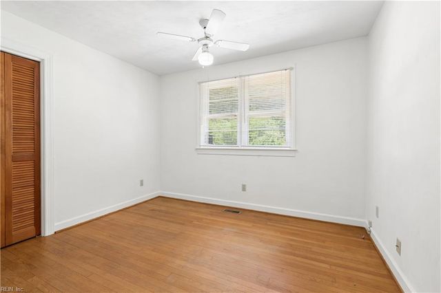 192 Emmaus RD, Poquoson, VA 23662