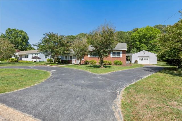 192 Emmaus RD, Poquoson, VA 23662