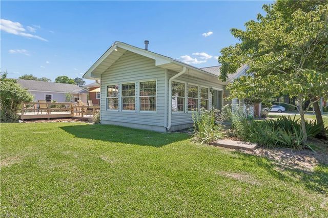 192 Emmaus RD, Poquoson, VA 23662