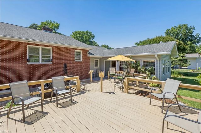 192 Emmaus RD, Poquoson, VA 23662