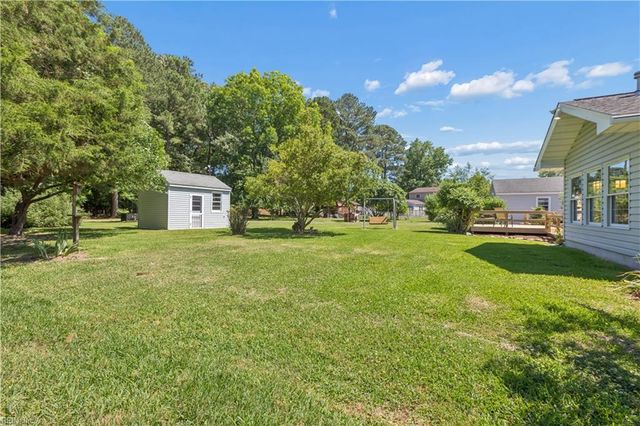 192 Emmaus RD, Poquoson, VA 23662