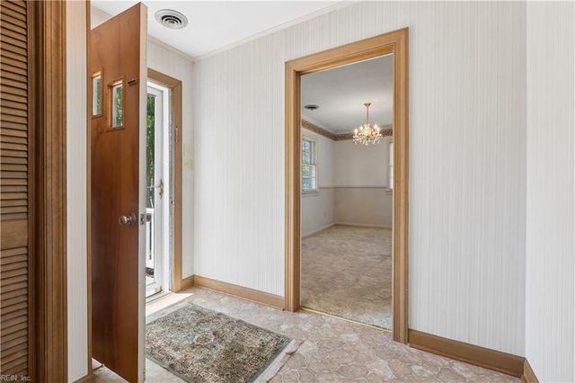 192 Emmaus RD, Poquoson, VA 23662