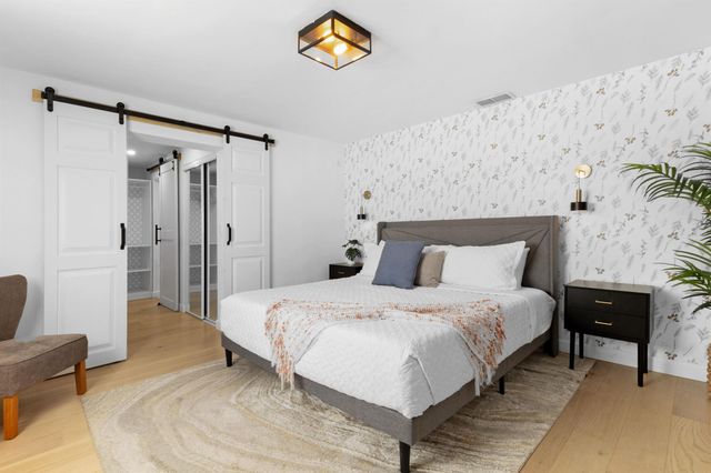 2862 NE 35th Court, Lighthouse Point, FL 33064