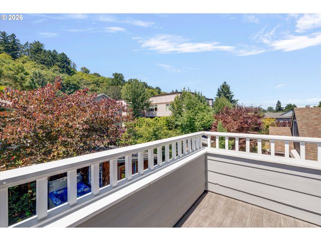 5921 S KELLY Ave, Portland, OR 97239