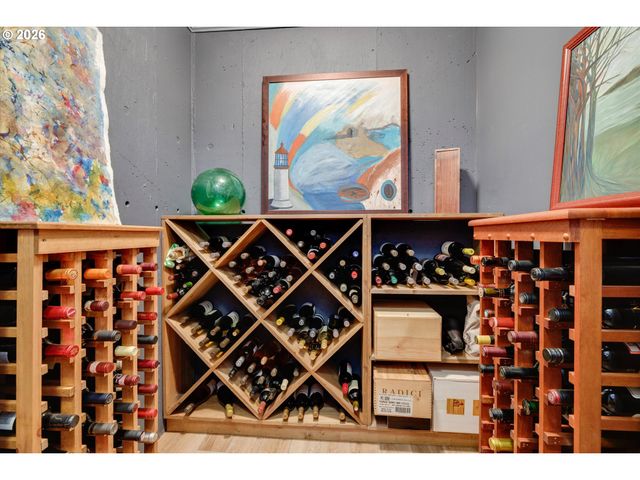 5921 S KELLY Ave, Portland, OR 97239