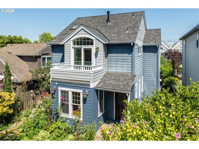 5921 S KELLY Ave, Portland, OR 97239