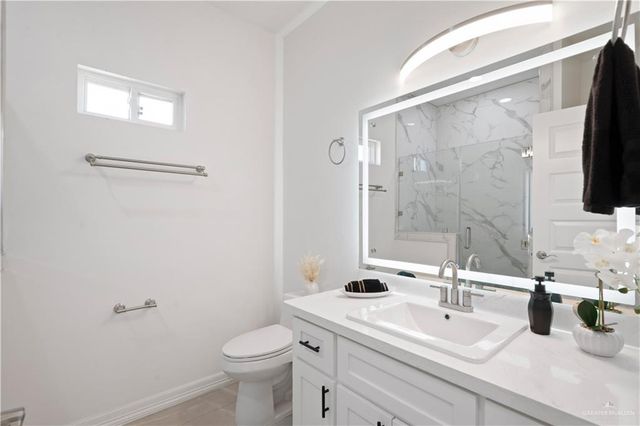 2112 N 28th Street, Hidalgo, TX 78557