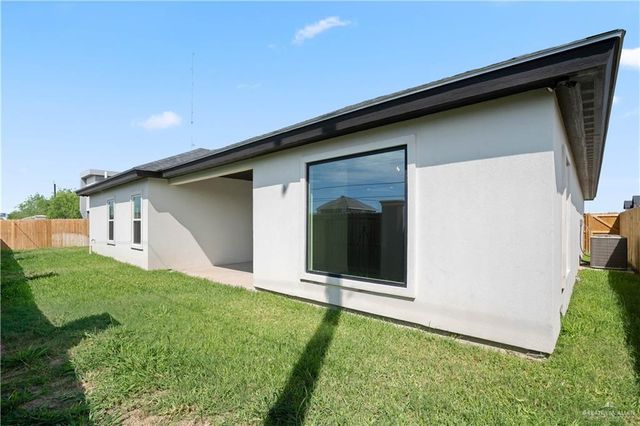 2112 N 28th Street, Hidalgo, TX 78557