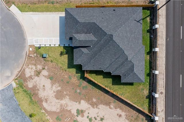 2112 N 28th Street, Hidalgo, TX 78557