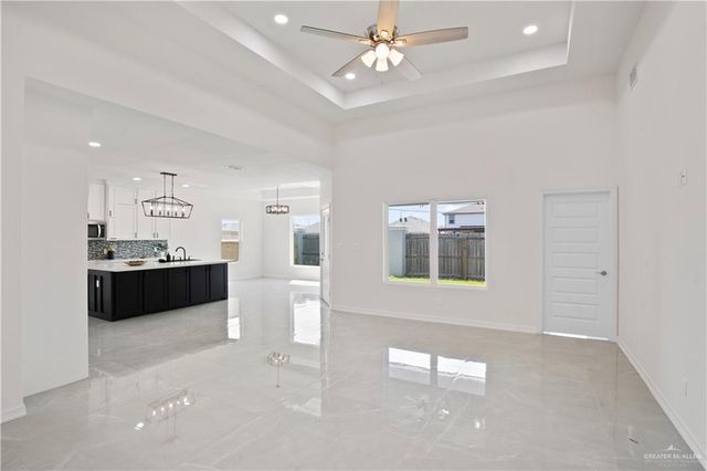 2112 N 28th Street, Hidalgo, TX 78557