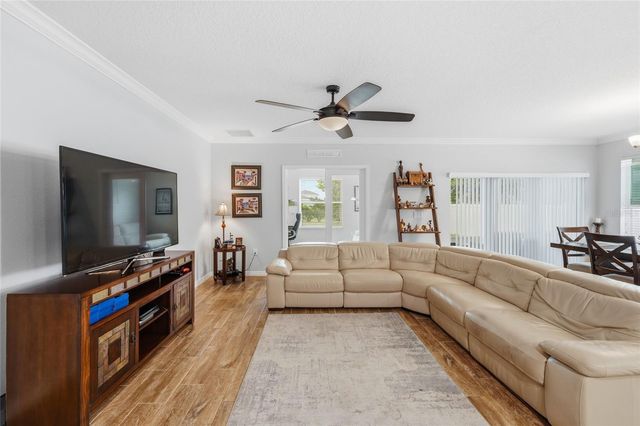 186 FLATWOODS LOOP, Davenport, FL 33837