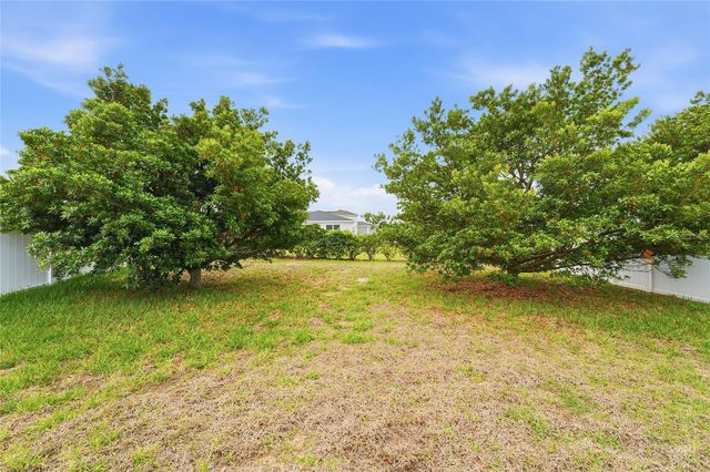 186 FLATWOODS LOOP, Davenport, FL 33837