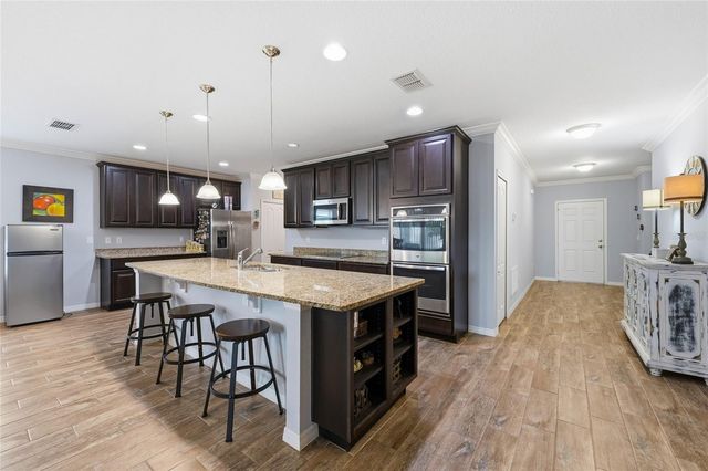 186 FLATWOODS LOOP, Davenport, FL 33837