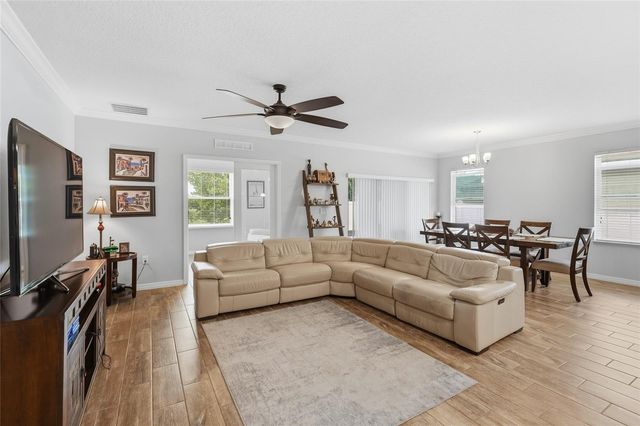 186 FLATWOODS LOOP, Davenport, FL 33837