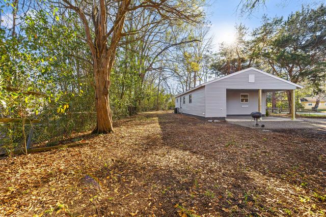 3585 Dunmovin Drive, Johns Island, SC 29455