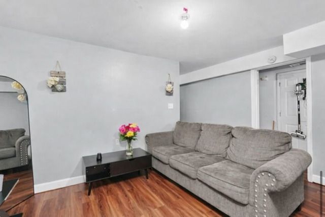 10309 Parkside Avenue, Oak Lawn, IL 60453