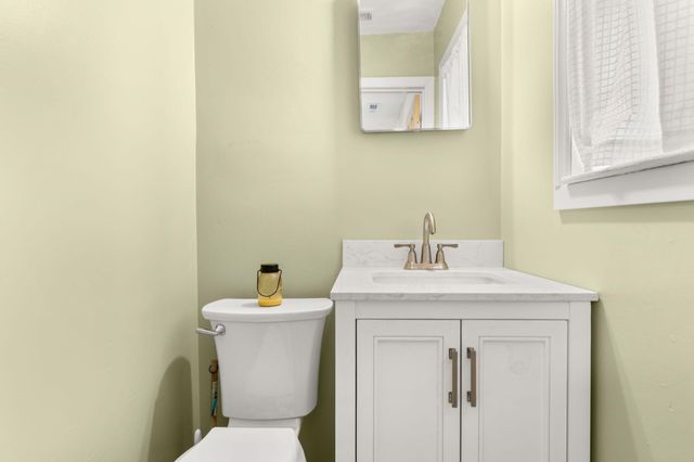 6218 Bevington Road, Hollywood, SC 29449