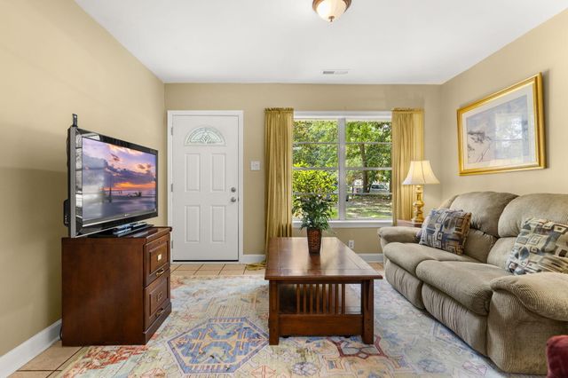 6218 Bevington Road, Hollywood, SC 29449