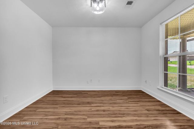 7692 E Brierfield Drive, Southaven, MS 38672