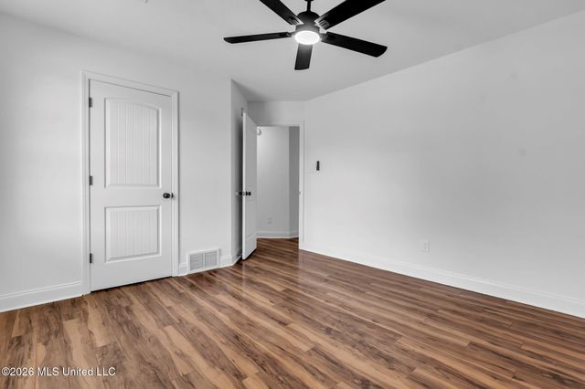7692 E Brierfield Drive, Southaven, MS 38672