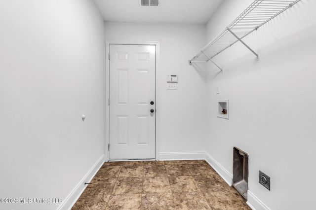 7692 E Brierfield Drive, Southaven, MS 38672