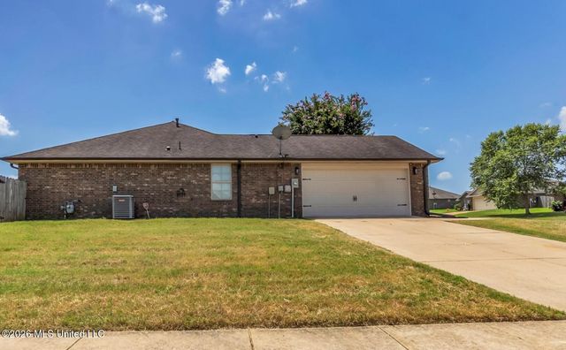 7692 E Brierfield Drive, Southaven, MS 38672