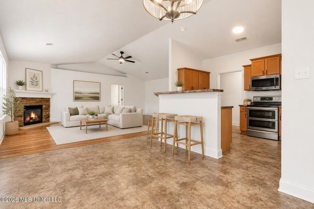 7692 E Brierfield Drive, Southaven, MS 38672