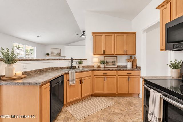 7692 E Brierfield Drive, Southaven, MS 38672