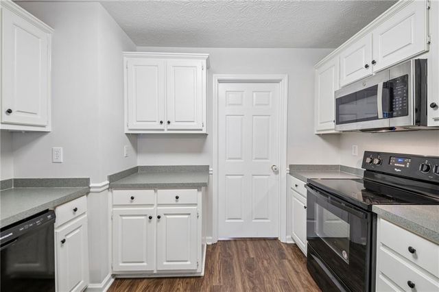 90 Stallsworth Road, Mcdonough, GA 30252