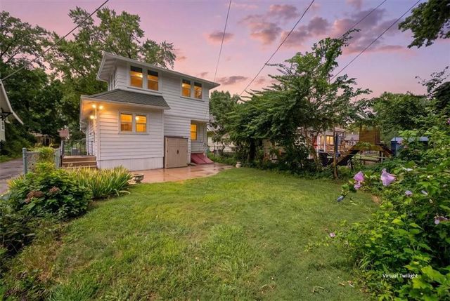 5733 Kenwood Avenue, Kansas City, MO 64110