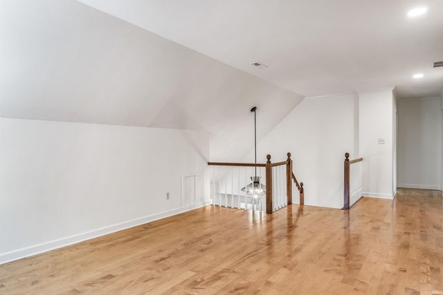 5912 North Bridge Road, Fort Wayne, IN 46814