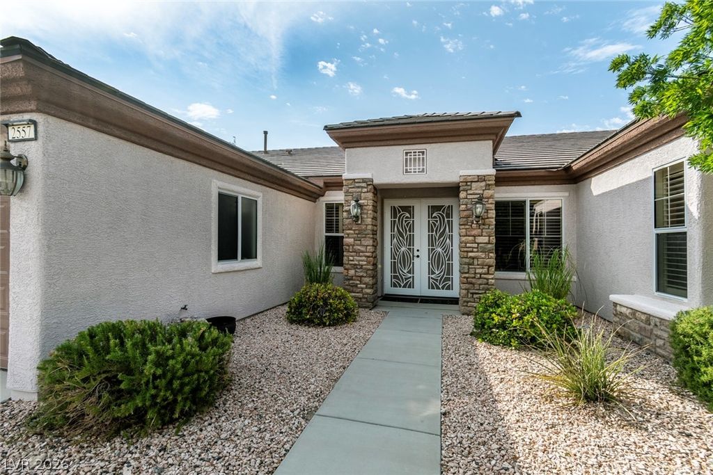2557 Forest City Drive, Henderson, NV 89052 — photo 2