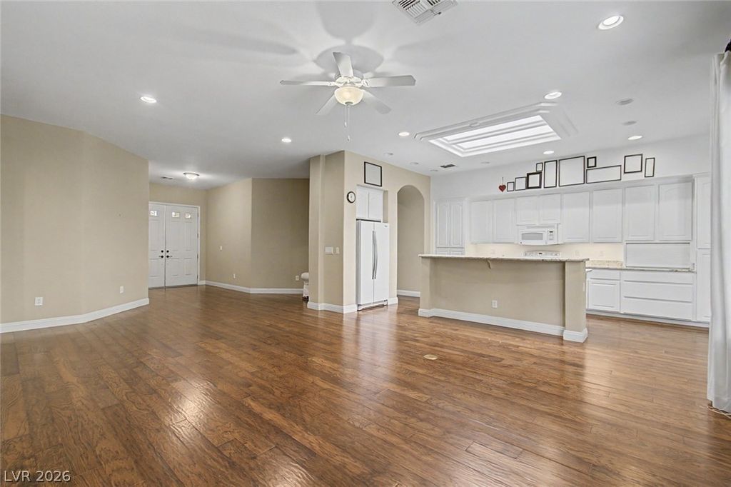 2557 Forest City Drive, Henderson, NV 89052 — photo 5