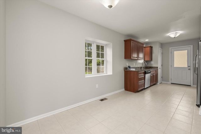 305 BISHOP AVE, Baltimore, MD 21225