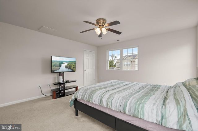 305 BISHOP AVE, Baltimore, MD 21225