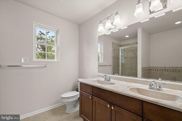 305 BISHOP AVE, Baltimore, MD 21225